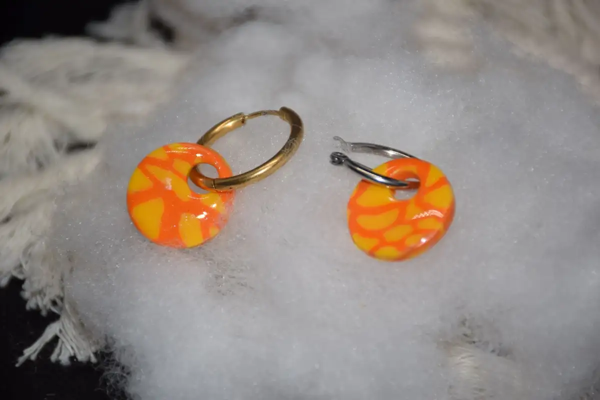 CHARMS JAUNE ORANGE
